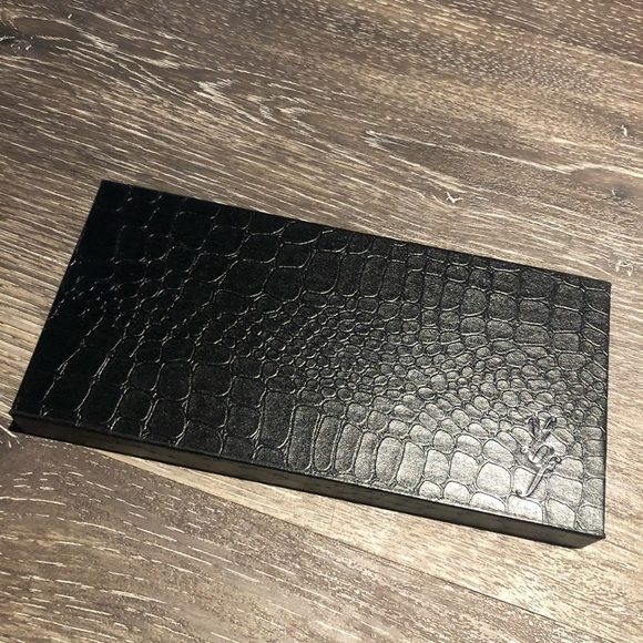 HOST PICK 🔥 YBF Rock the Croc Palette - Picture 2 of 7